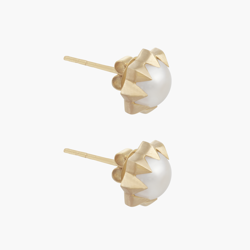 Accordion Stud Pearl Earrings